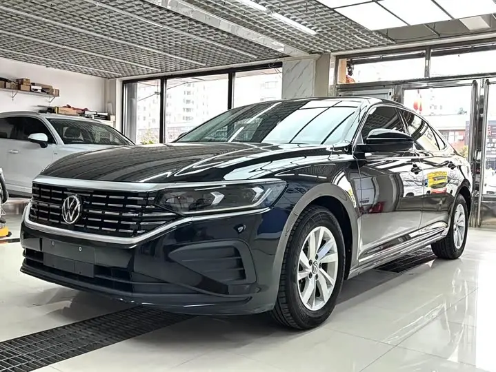 Volkswagen Passat 2022, арт. CN-2871833 — фото 1