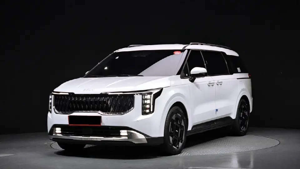 Kia Carnival 2023, арт. KR-2872747 — фото 1