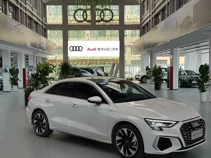 Audi A3 2023, арт. CN-2873699 — фото 1