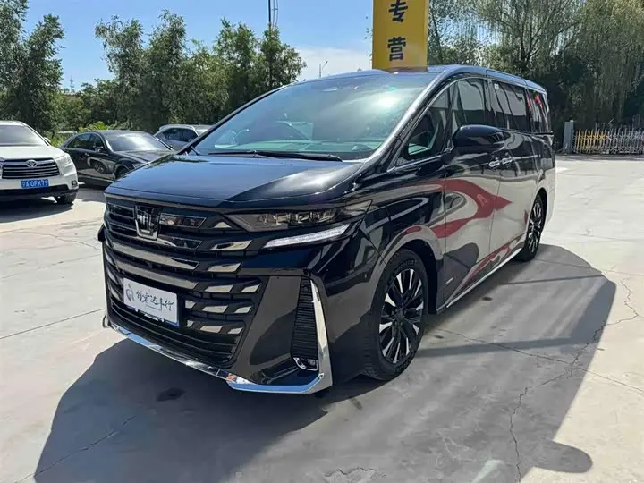 Toyota Vellfire 2024, арт. CN-2880192 — фото 1