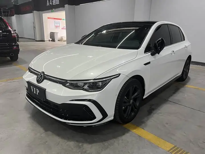Volkswagen Golf 2021, арт. CN-2880470 — фото 1
