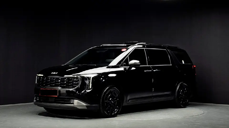 Kia Carnival 2023, арт. KR-2881118 — фото 1