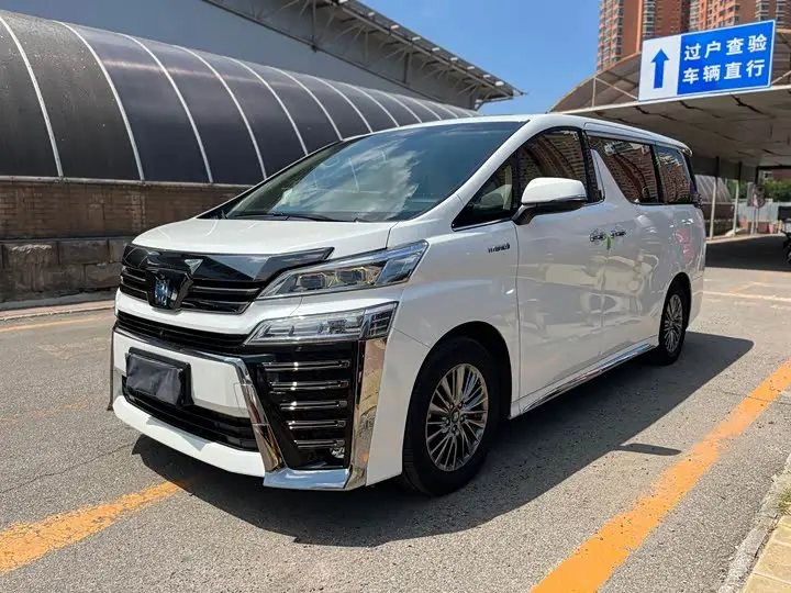 Toyota Vellfire 2023, арт. CN-2901599 — фото 1