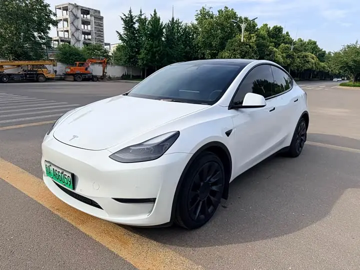 Tesla Model Y 2022, арт. CN-2903214 — фото 1