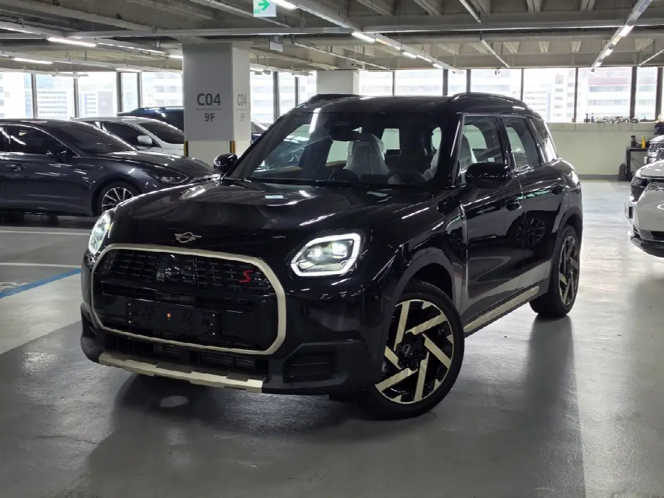 Mini Countryman 2024, арт. KR-2909605 — фото 1