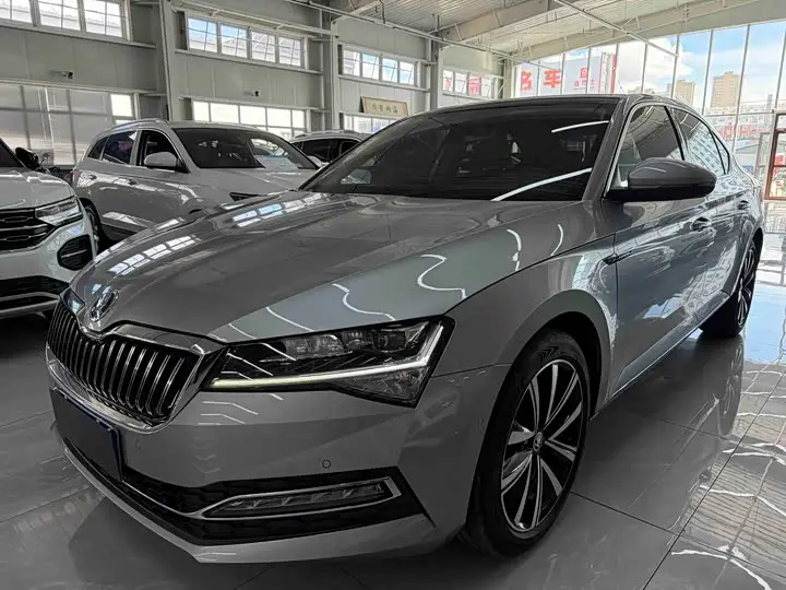 Skoda Superb 2022, арт. CN-2912968 — фото 1