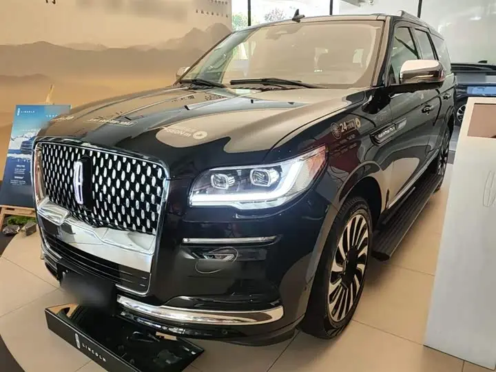 Lincoln Navigator 2024, арт. CN-2919063 — фото 1
