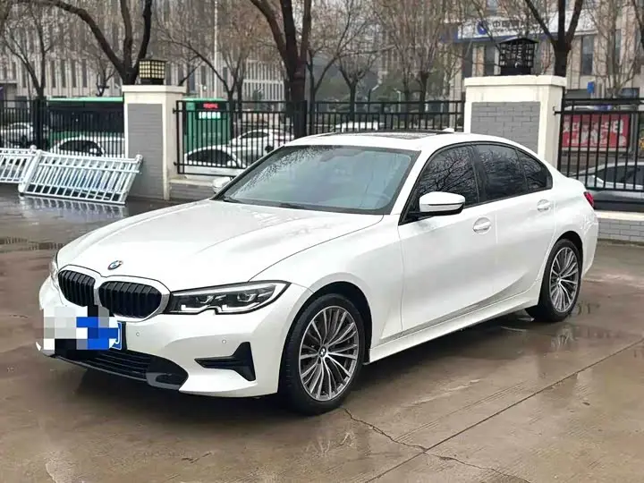 BMW 3 Series 2022, арт. CN-2920448 — фото 1