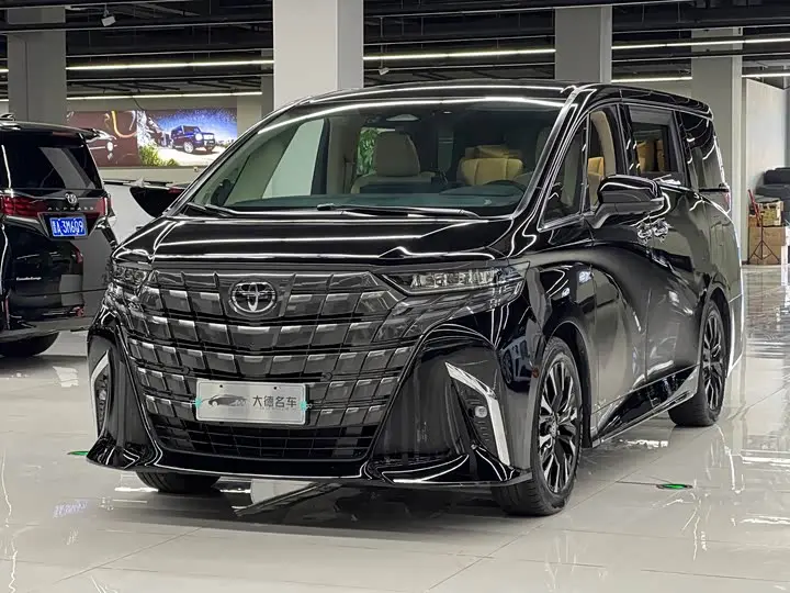 Toyota Alphard 2024, арт. CN-2927007 — фото 1