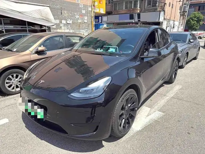 Tesla Model Y 2022, арт. CN-2935936 — фото 1