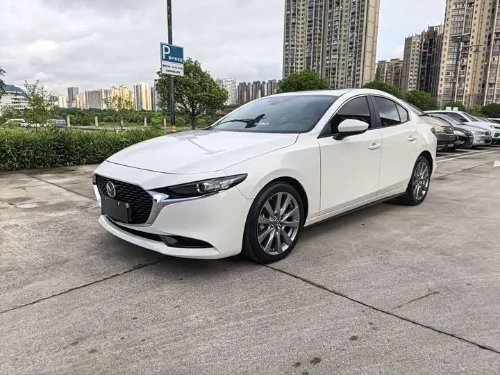 Mazda 3 (Axela) 2023, арт. CN-2940471 — фото 1