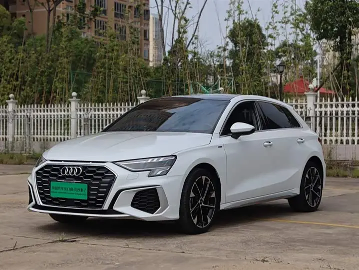 Audi A3 2022, арт. CN-2941082 — фото 1