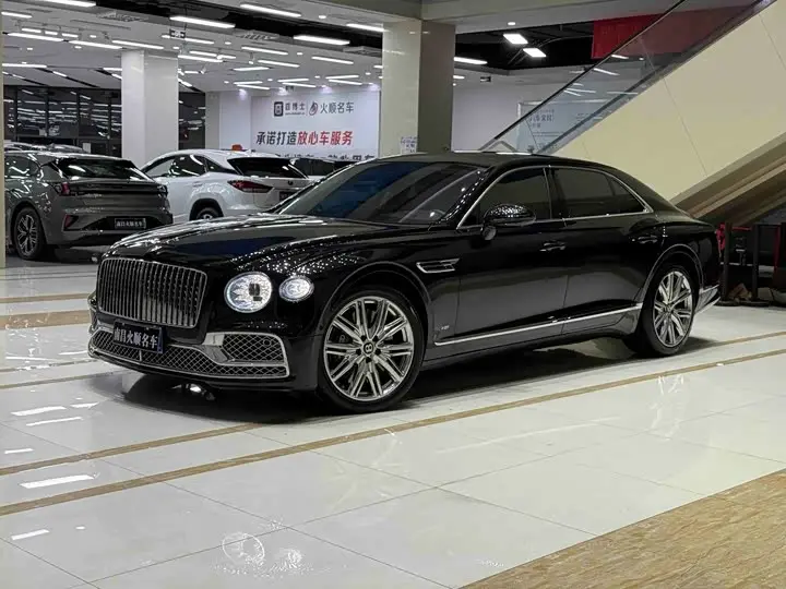 Bentley Flying Spur 2022, арт. CN-2943826 — фото 1