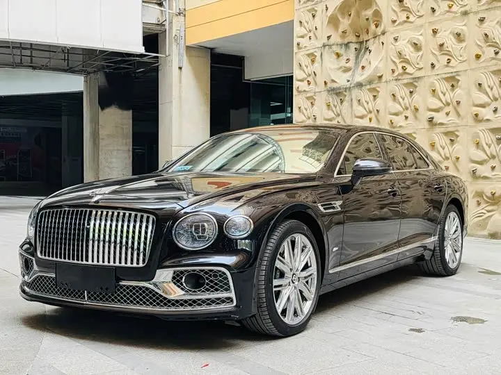 Bentley Flying Spur Hybrid 2022, арт. CN-2944365 — фото 1