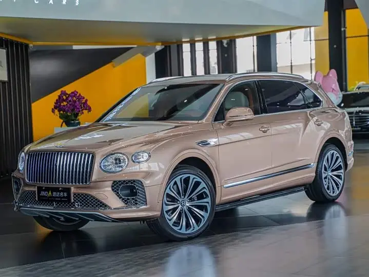 Bentley Bentayga 2023, арт. CN-2955944 — фото 1