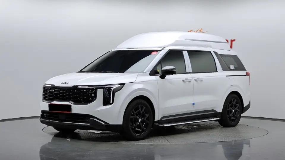 Kia Carnival 2023, арт. KR-2957534 — фото 1