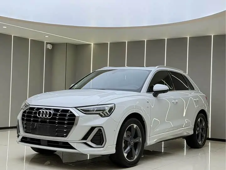 Audi Q3 2022, арт. CN-2964050 — фото 1