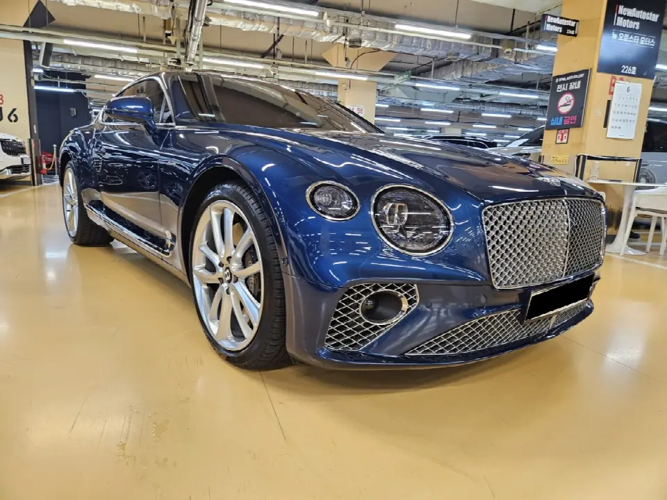 Bentley Continental GT 2018, арт. KR-2970626 — фото 1