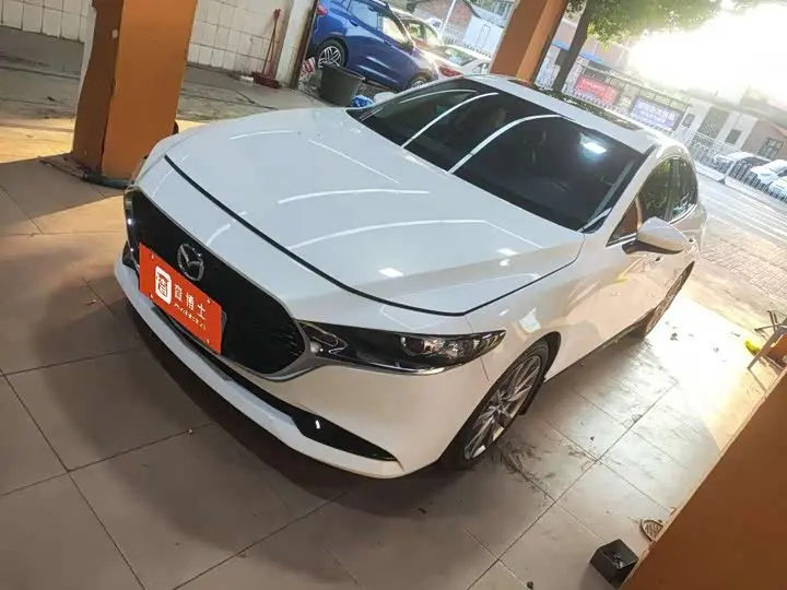 Mazda 3 (Axela) 2022, арт. CN-2974607 — фото 1