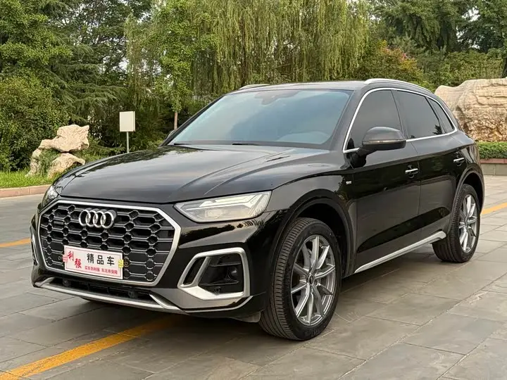 Audi Q5L 2023, арт. CN-2977373 — фото 1