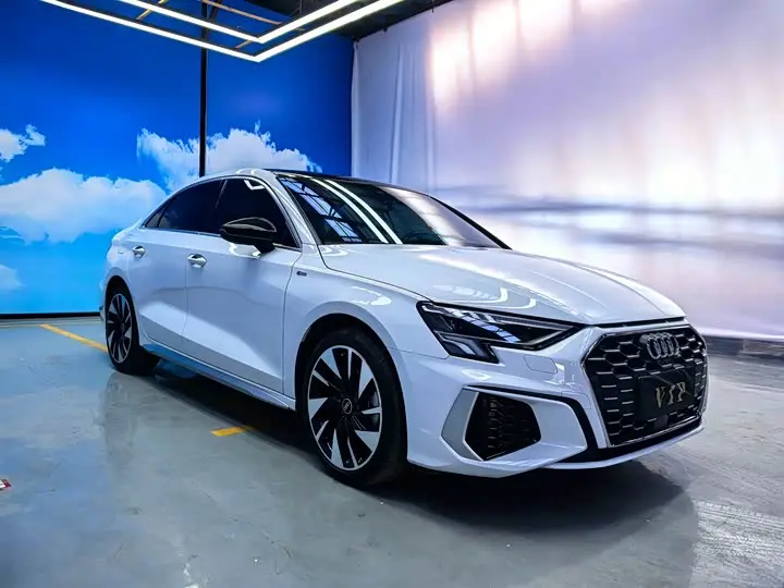 Audi A3 2023, арт. CN-2978341 — фото 1