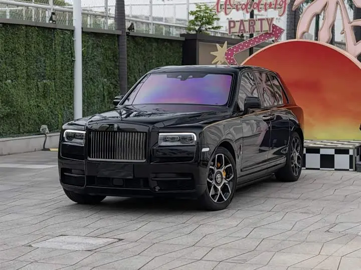 Rolls-Royce Cullinan 2024, арт. CN-2980121 — фото 1