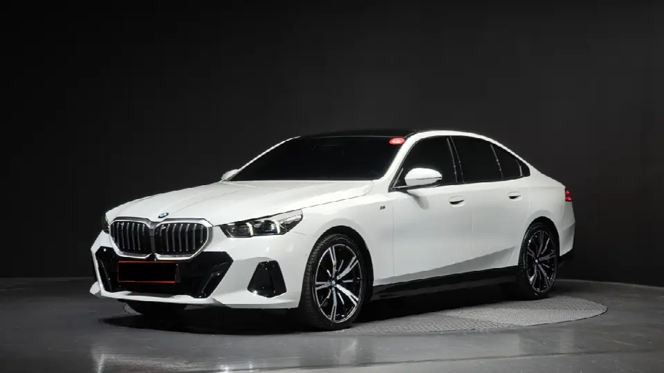 BMW 5 Series 2023, арт. KR-2982521 — фото 1