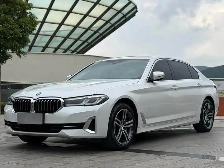 BMW 5 Series 2023, арт. CN-2985331 — фото 1