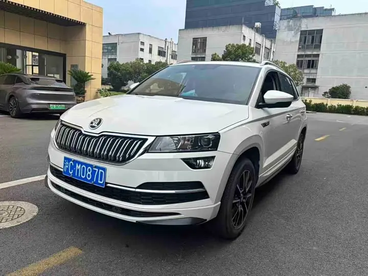 Skoda Karoq 2023, арт. CN-2988932 — фото 1