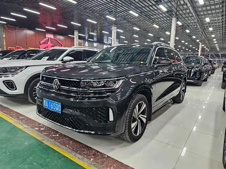 Volkswagen Tavendor 2024, арт. CN-2995800 — фото 1