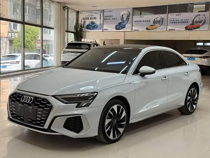 Audi A3 2023, арт. CN-3026537 — фото 1