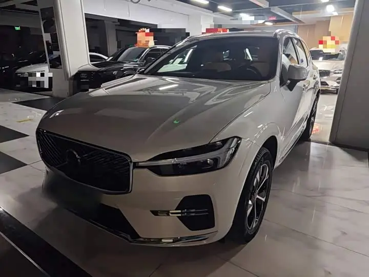 Volvo XC60 2026, арт. CN-3026587 — фото 1