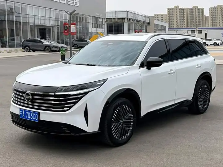 Nissan Pathfinder 2024, арт. CN-3027791 — фото 1