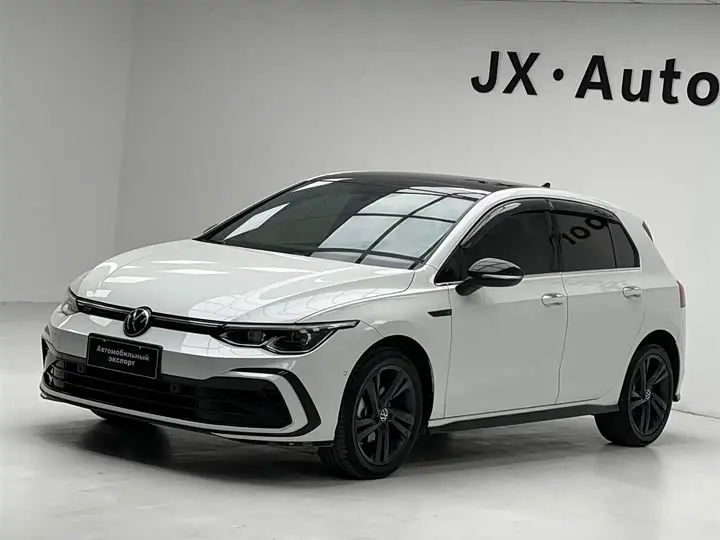 Volkswagen Golf 2023, арт. CN-3028400 — фото 1