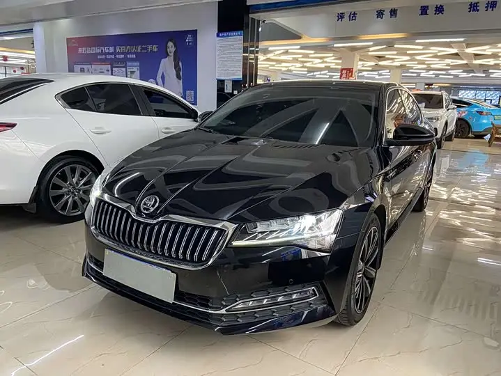 Skoda Superb 2022, арт. CN-3034090 — фото 1