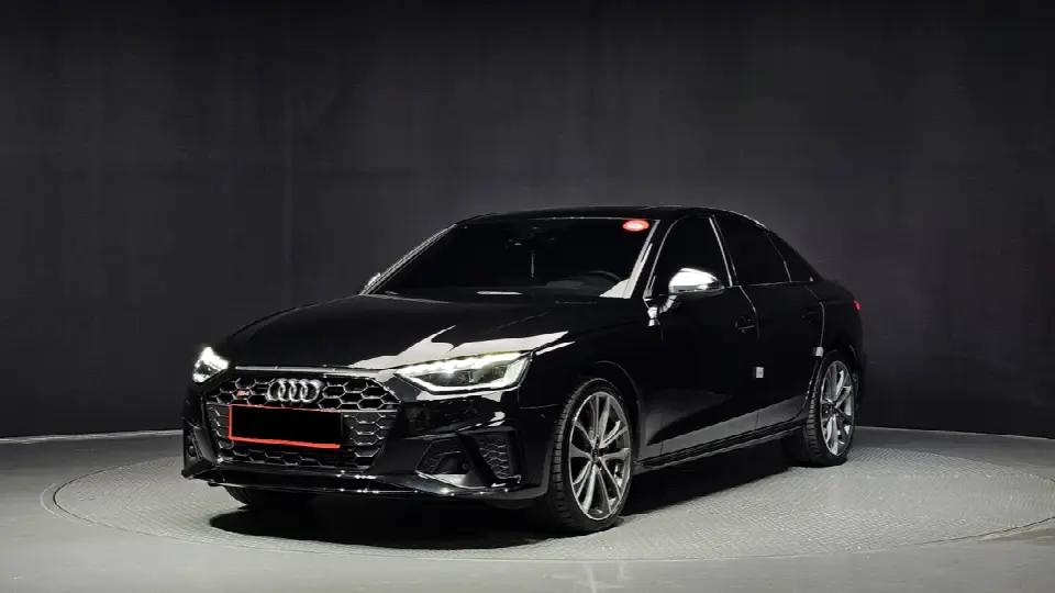 Audi S4 2021, фото из объявления
