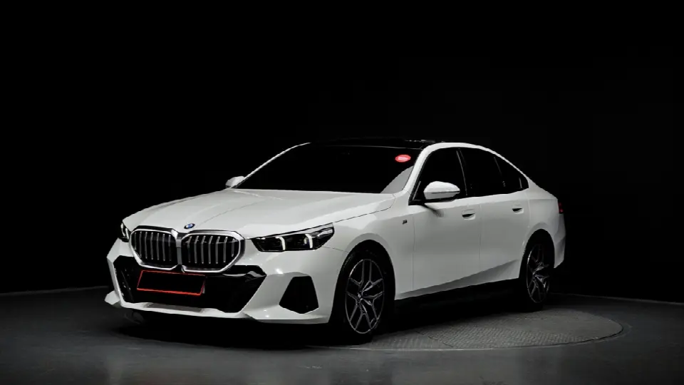BMW 5 Series 2023, арт. KR-3036813 — фото 1