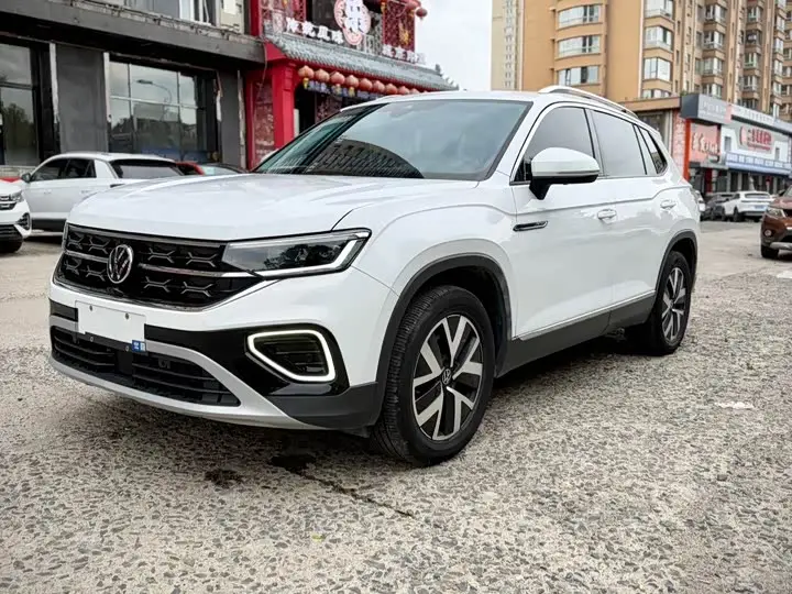 Volkswagen Tayron 2023, арт. CN-3039773 — фото 1