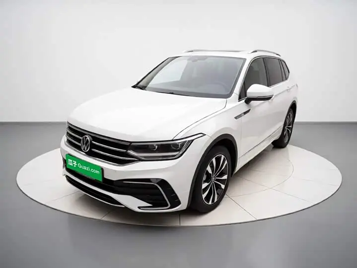 Volkswagen Tiguan L Pro 2022, арт. CN-3040935 — фото 1