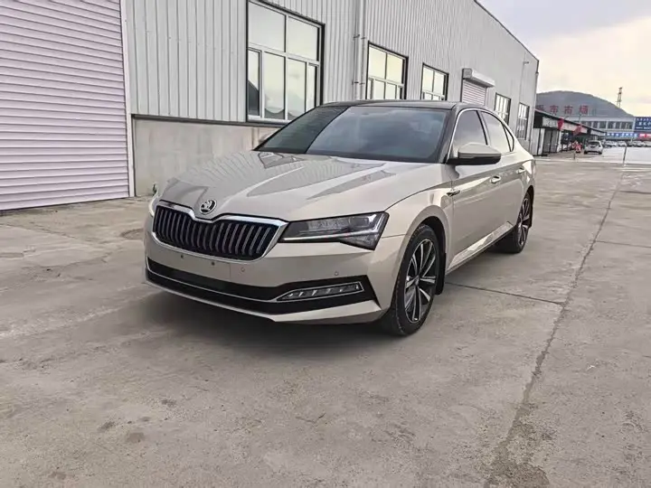 Skoda Superb 2023, арт. CN-3044913 — фото 1
