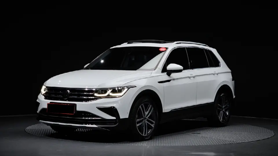 Volkswagen Tiguan 2018, арт. KR-3050201 — фото 1