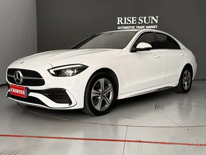 Mercedes-Benz C-Class 2023, арт. CN-3053763 — фото 1