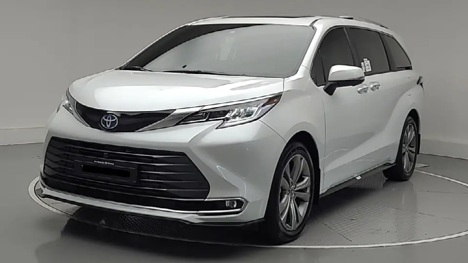 Toyota Sienna 2020, арт. KR-3055961 — фото 1