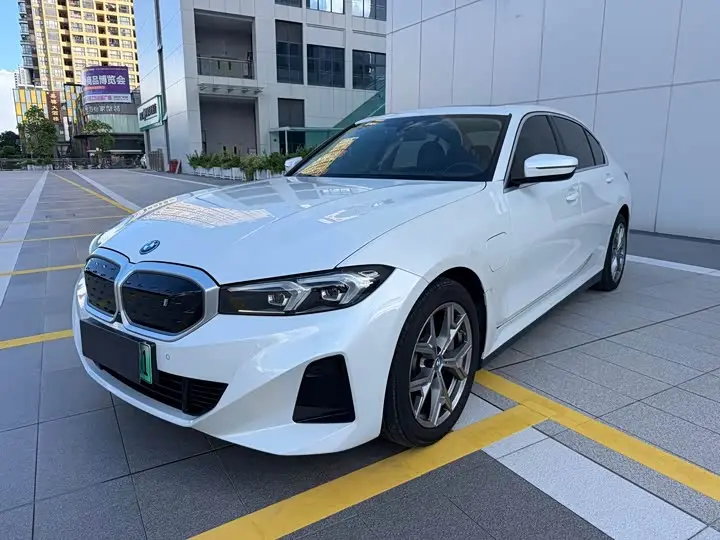 BMW i3 2022, арт. CN-3056476 — фото 1