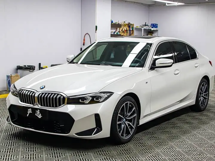 BMW 3 Series 2023, арт. CN-3058034 — фото 1