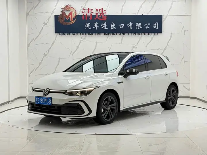 Volkswagen Golf 2023, арт. CN-3060333 — фото 1
