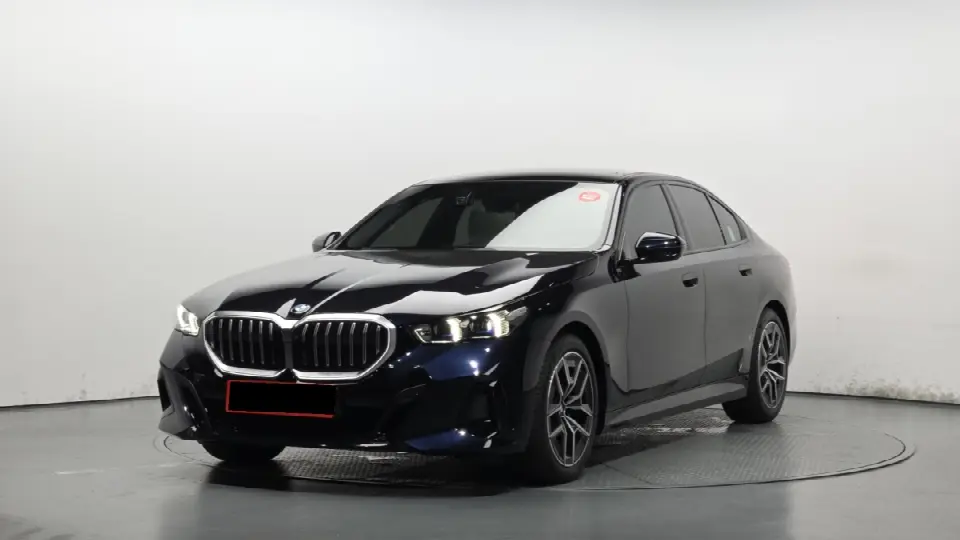 BMW 5 Series 2023, арт. KR-3061573 — фото 1