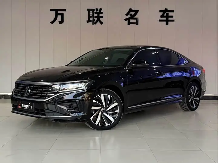 Volkswagen Passat 2022, арт. CN-3062043 — фото 1