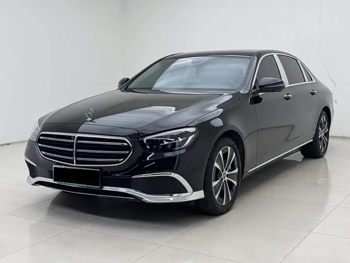 Mercedes-Benz E-Class Hybrid 2023, арт. CN-3062464 — фото 1