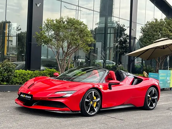Ferrari SF90 2021, арт. CN-3063555 — фото 1